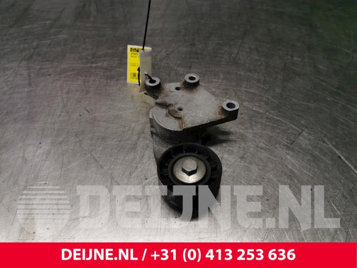 Gebruikte Spanrol Multiriem Volvo V40 (MV) 1.6 D2 Prijs € 30,00 Margeregeling aangeboden door van Deijne Onderdelen Uden B.V.