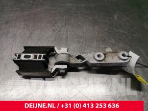 Gebruikte Motorsteun Volvo XC60 II (UZ) 2.0 D4 16V Prijs € 35,00 Margeregeling aangeboden door van Deijne Onderdelen Uden B.V.