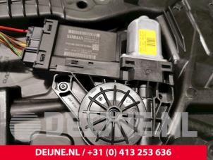 Volvo XC60 Ruitmechaniek 4Deurs links-achter O26714 foto 2