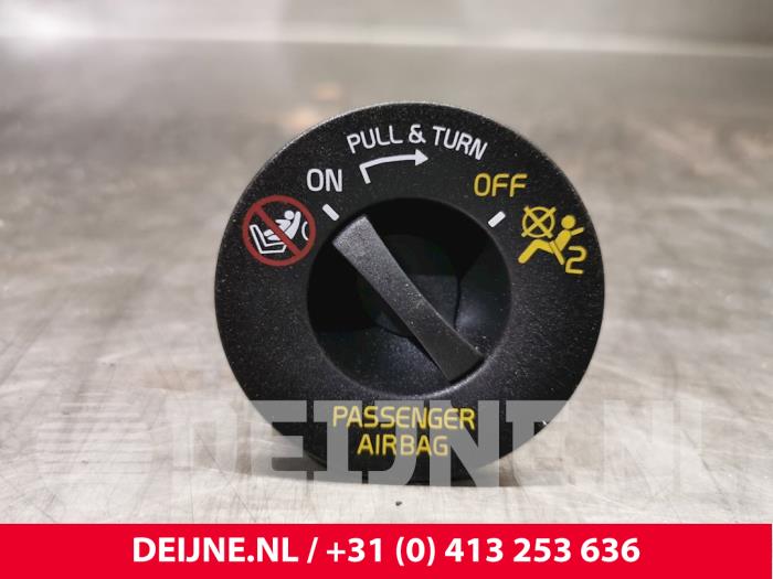 Volvo XC60 Airbag Schalter O26744