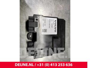 Gebruikte Camera module Volvo XC60 II (UZ) 2.0 D4 16V Prijs € 250,00 Margeregeling aangeboden door van Deijne Onderdelen Uden B.V.