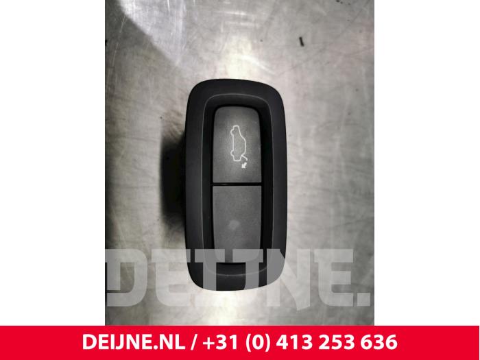 Volvo XC60 Schalter Heckklappe O26757