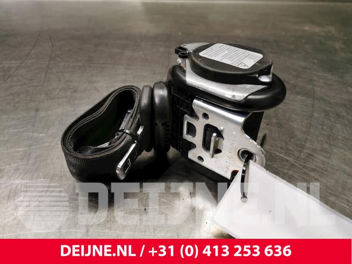 Volvo V60 Rear seatbelt, left O26829