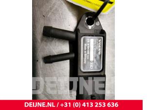 Gebruikte Roetfilter sensor Volvo XC60 II (UZ) 2.0 D4 16V Prijs € 25,00 Margeregeling aangeboden door van Deijne Onderdelen Uden B.V.