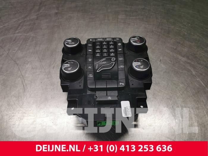 Volvo V40 Kachel Bedieningspaneel O27058