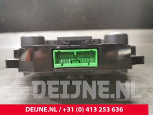 Volvo V40 Heater control panel O27058 photo 3