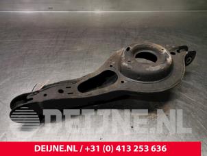 Volvo V40 Rear spring retainer, left O27403 photo 2