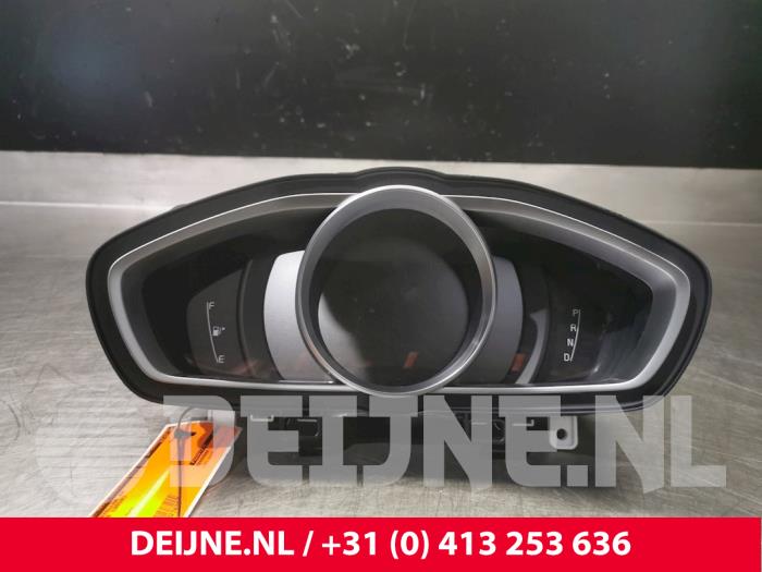 Volvo V40 Kilometerteller KM O27435