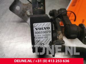 Volvo V40 Xenon hoogteregelaar O27447 foto 2