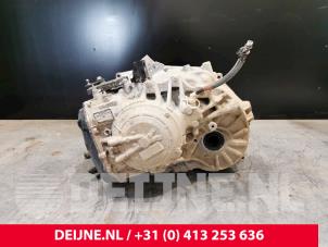 Volvo V70 Gearbox O27477 photo 3