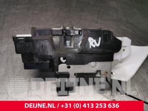 Volvo V40 Front door lock mechanism 4-door, right O27666 photo 2