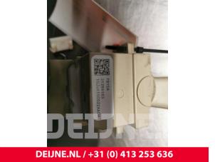 Volvo XC60 Indicator switch O27686 photo 2