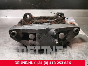 Volvo XC90 Front brake calliper, left O27719 photo 2