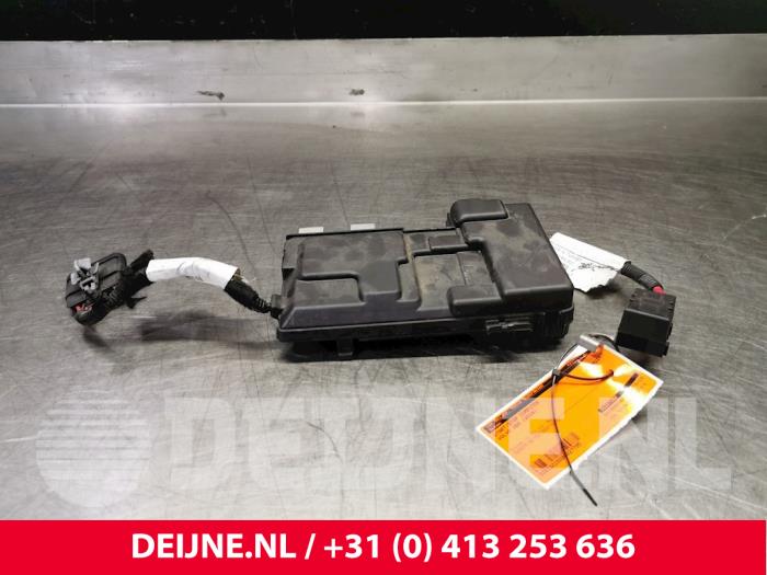 Gebruikte Start/Stop computer Volvo V60 I (FW/GW) 2.0 D4 16V Prijs € 40,00 Margeregeling aangeboden door van Deijne Onderdelen Uden B.V.