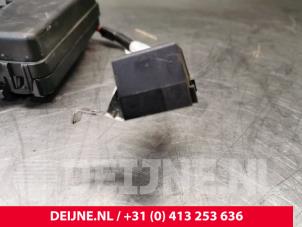 Volvo V70 Start/Stop computer O27852 foto 3