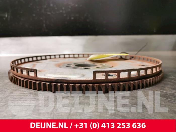 Gebruikte Starterkrans Volvo V70 (BW) 2.0 D4 16V Prijs € 75,00 Margeregeling aangeboden door van Deijne Onderdelen Uden B.V.