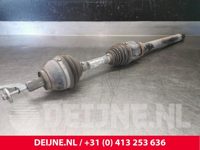 Volvo V70 Aandrijfas rechts-voor O28393