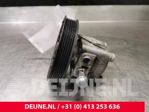 Volvo XC70 Power steering pump O28463 photo 2