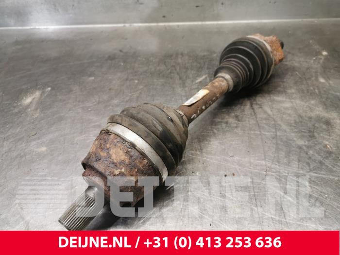 Volvo V40 Aandrijfas links-voor O28602