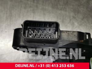 Volvo XC60 Deurslot Mechaniek 4Deurs links-achter O28735 foto 3