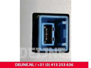Volvo V40 Displays Multi Media Anzeige O28765 foto 3