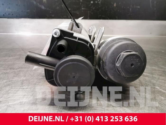 Volvo XC70 Oil filter housing O28789