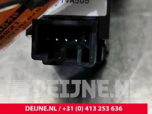 Volvo V40 Electric window switch O28866 photo 3