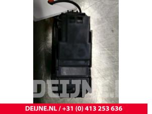 Volvo V40 Electric window switch O28867 photo 3