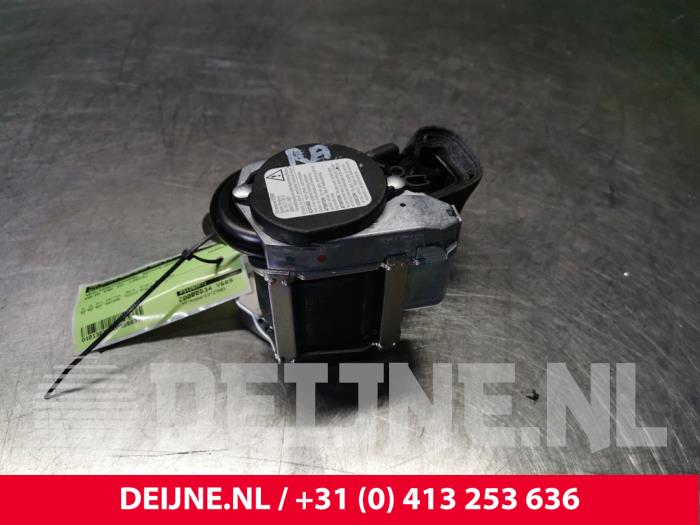 Volvo V40 Veiligheidsgordel rechts-achter O28897