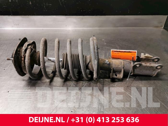 Volvo S60 Schokdemperpoot links-voor O29056