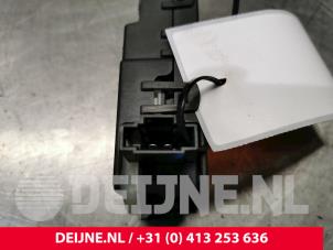 Volvo S40 Tank flap lock motor O29129 photo 3