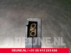 Volvo V50 Antenne Versterker O29506 foto 3