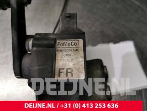 Volvo S80 Xenon hoogteregelaar O29569 foto 3