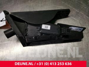 Volvo V90 Accelerator pedal O29686 photo 3