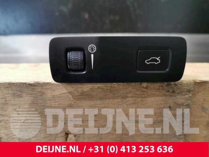 Volvo V90 Schalter Heckklappe O29761