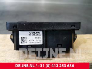 Volvo V90 Tailgate switch O29761 photo 3