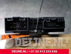 Volvo V90 Module tailgate motor O29780 photo 2