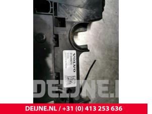 Volvo V90 Zekeringkast O29783 foto 2