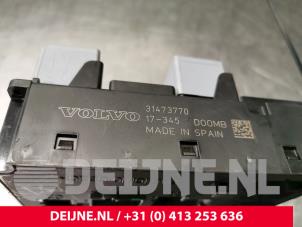Volvo V90 Fuse box O29856 photo 3
