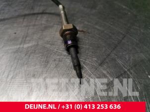 Volvo V90 Engine temperature sensor O29884 photo 3