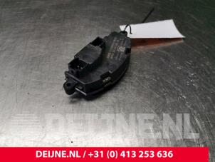 Volvo XC90 Heater resistor O30172 photo 2