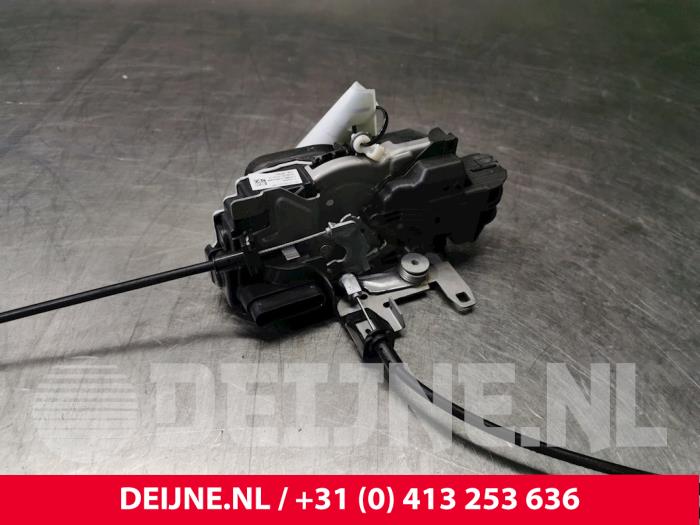 Volvo XC90 Deurslot Mechaniek 4Deurs links-voor O30293