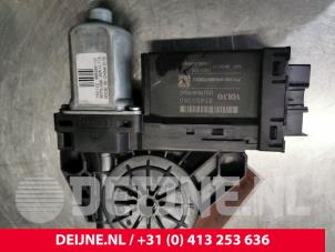 Volvo XC90 Door window motor O30392 photo 3