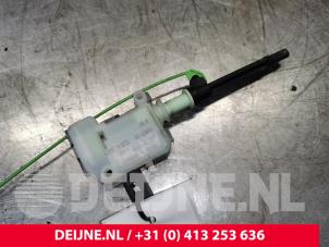 Volvo V70 Tankklep Vergrendelingsmotor O30424 foto 3