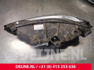 Volvo V90 Headlight, right O30607 photo 3