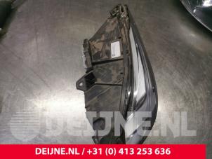 Volvo V90 Headlight, right O30607 photo 2
