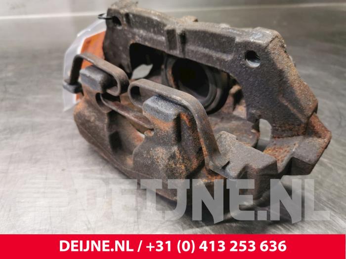 Volvo XC60 Remklauw (Tang) rechts-voor O30647