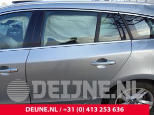 Gebruikte Deur 4Deurs links-achter Volvo V60 I (FW/GW) 2.4 D6 20V Plug-in Hybrid AWD Prijs € 300,00 Margeregeling aangeboden door van Deijne Onderdelen Uden B.V.