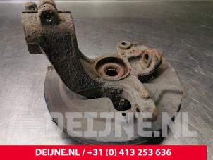 Volvo V70 Knuckle, front left O30662 photo 2