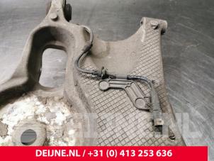 Volvo XC90 Federteller links hinten O30734 foto 3